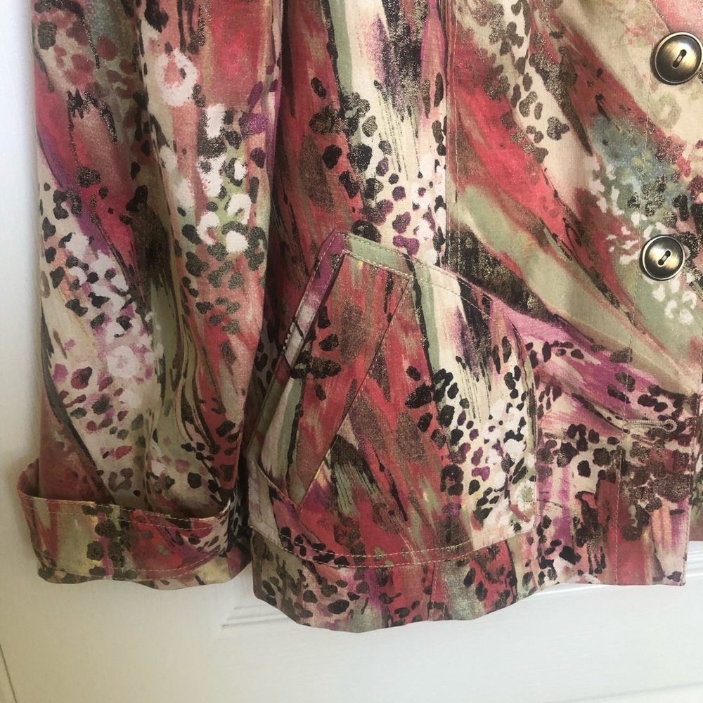 Chicos - Picture 3 of 3